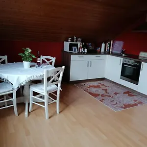  Apartment Ferienwohnung Am Fuße Des Zabelsteins Deutschland